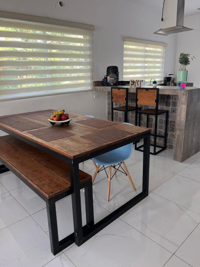 Casa Paloma 2 En Segunda Planta Cerca De Aeropuerto Y Centro Comercial Τσετουμάλ Εξωτερικό φωτογραφία